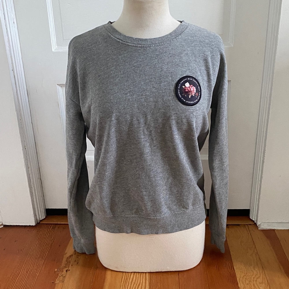 Wildfang Wild Feminist Grey Pullover Sweatshirt‎ Small